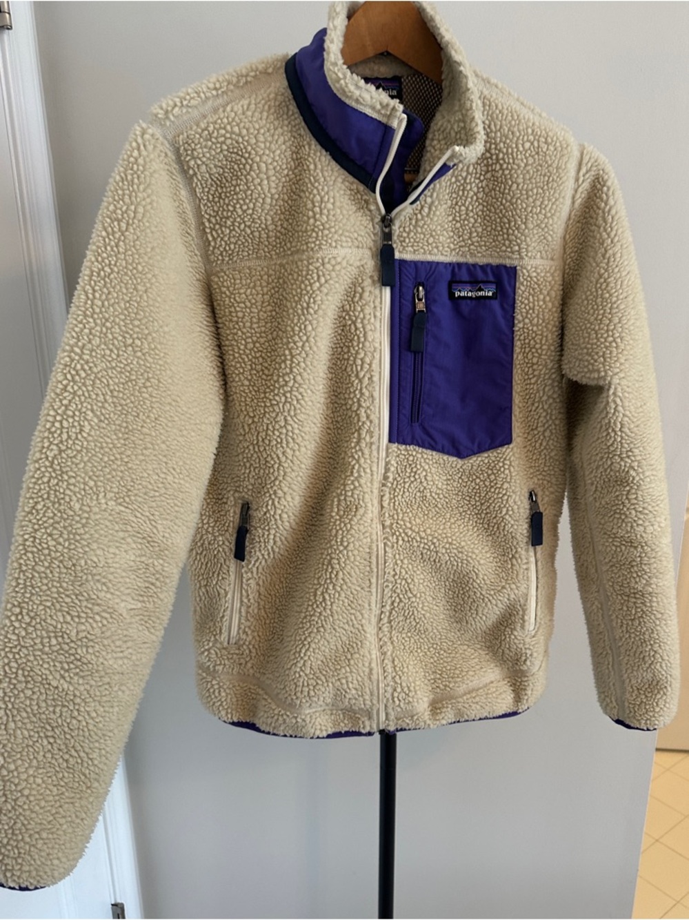 Patagonia Classic Retro-X® Jacket Sherpa Women’s - Medium alike New